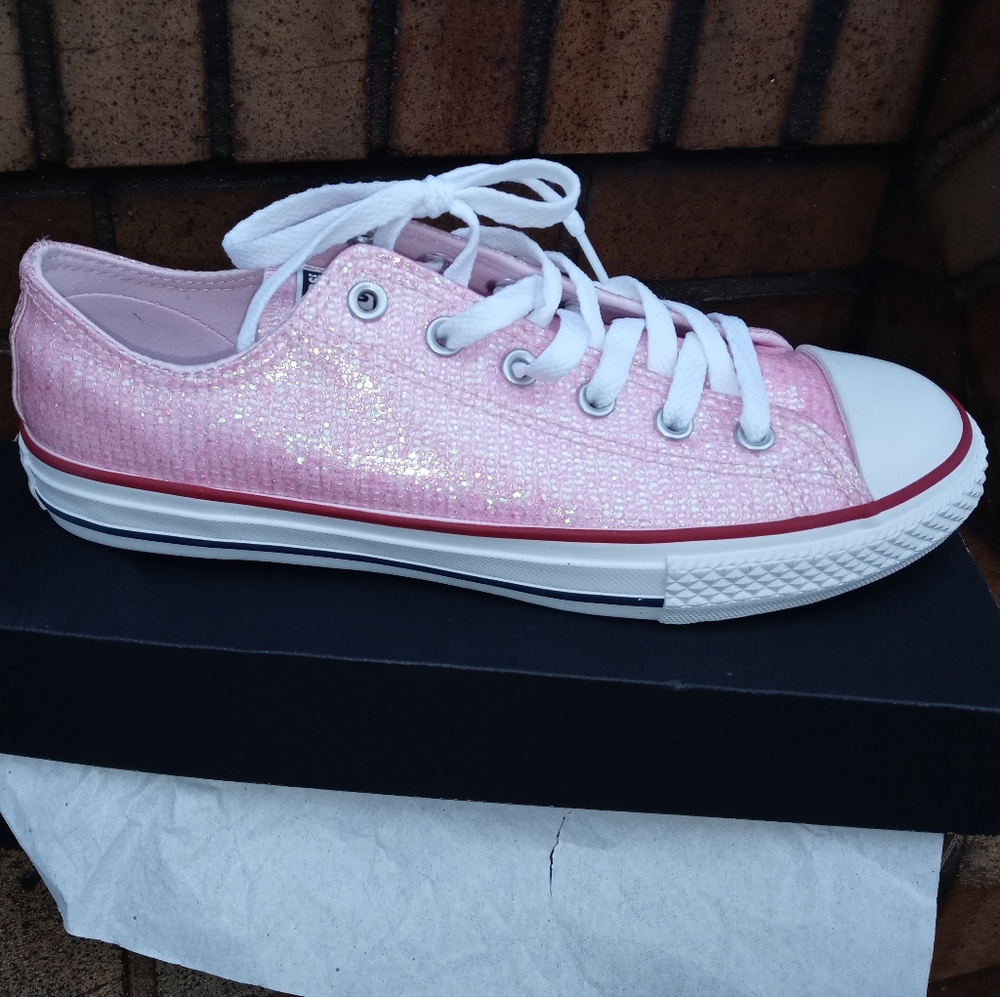 🆕Converse Chuck Taylors Low Top Shoes Pink Foam Size 4Y Pink Glitter Sparkly